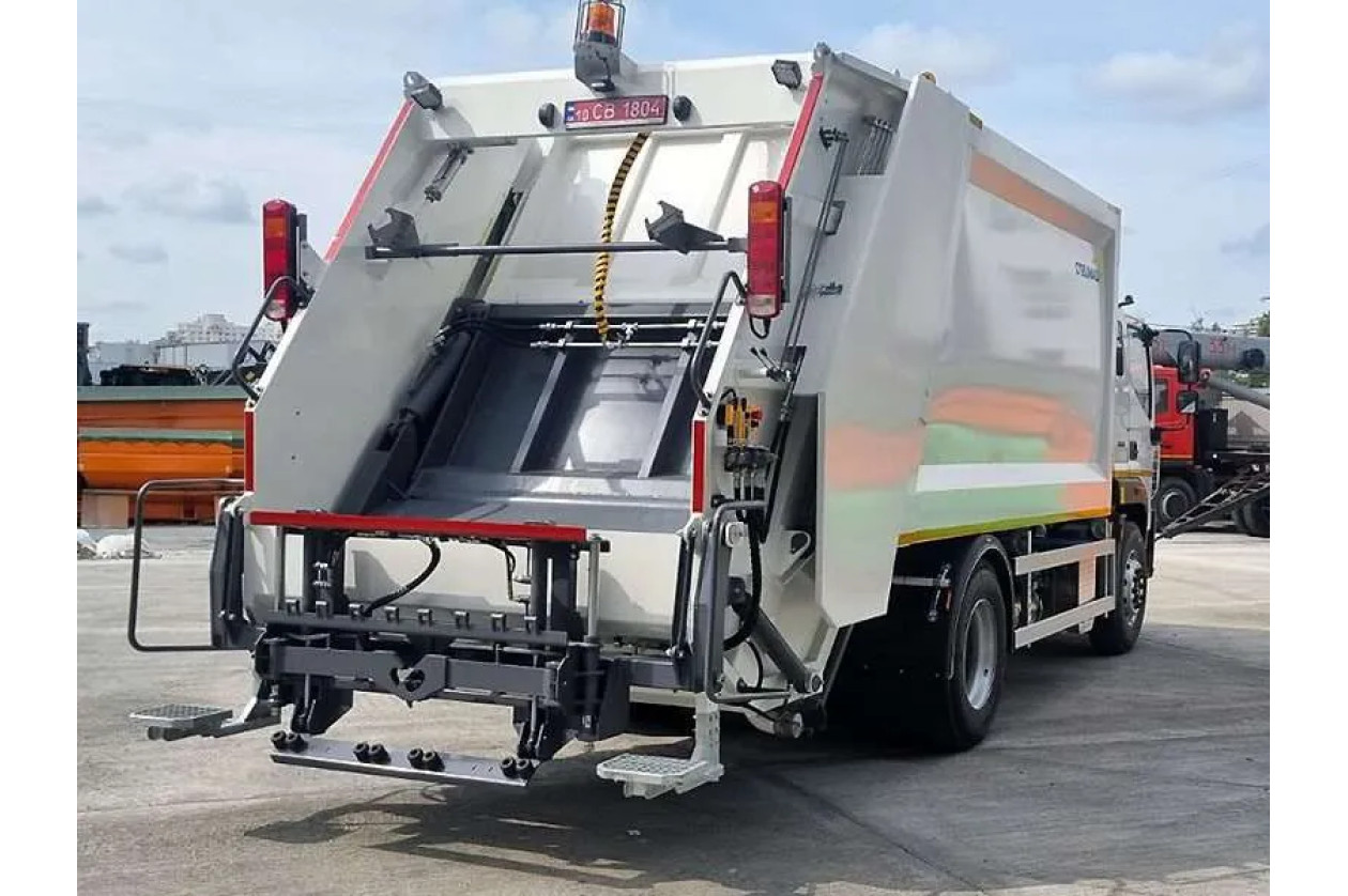 Сміттєвоз заднього завантаження RAFCO L-PRESS 16 куб.м на шасі FOTON AUMAN BJ 1186