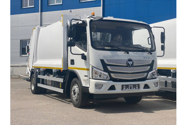 U-Truck передала 2 сміттєвози заднього завантаження Ecomidi